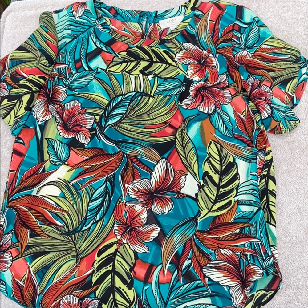Loft multicolor blouse sz small pe…